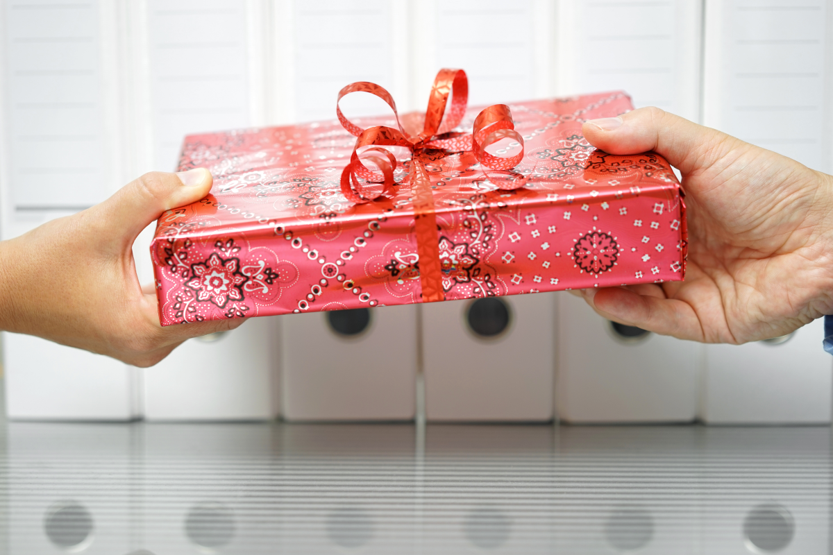 NRF survey shows top 5 gift categories for the holidays - Stationery Trends  Magazine