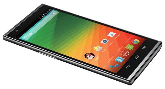 This ZTE ZMAX has high-end specs and a low-end price. Will consumers buy it instead of an iPhone 6?